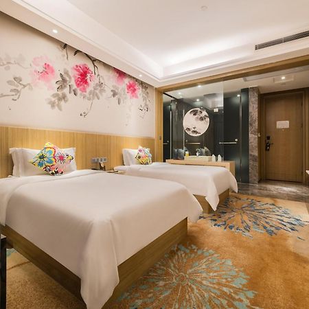 Paco Hotel Tаojin Metro Guangzhou - Free Shuttle Bus For Centen Fair エクステリア 写真