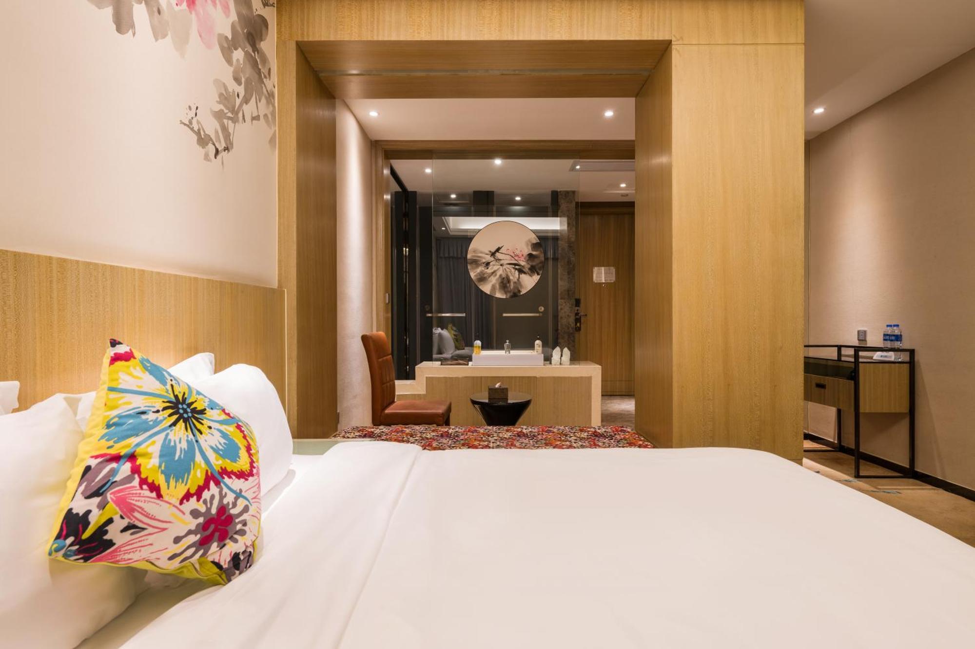 Paco Hotel Tаojin Metro Guangzhou - Free Shuttle Bus For Centen Fair エクステリア 写真