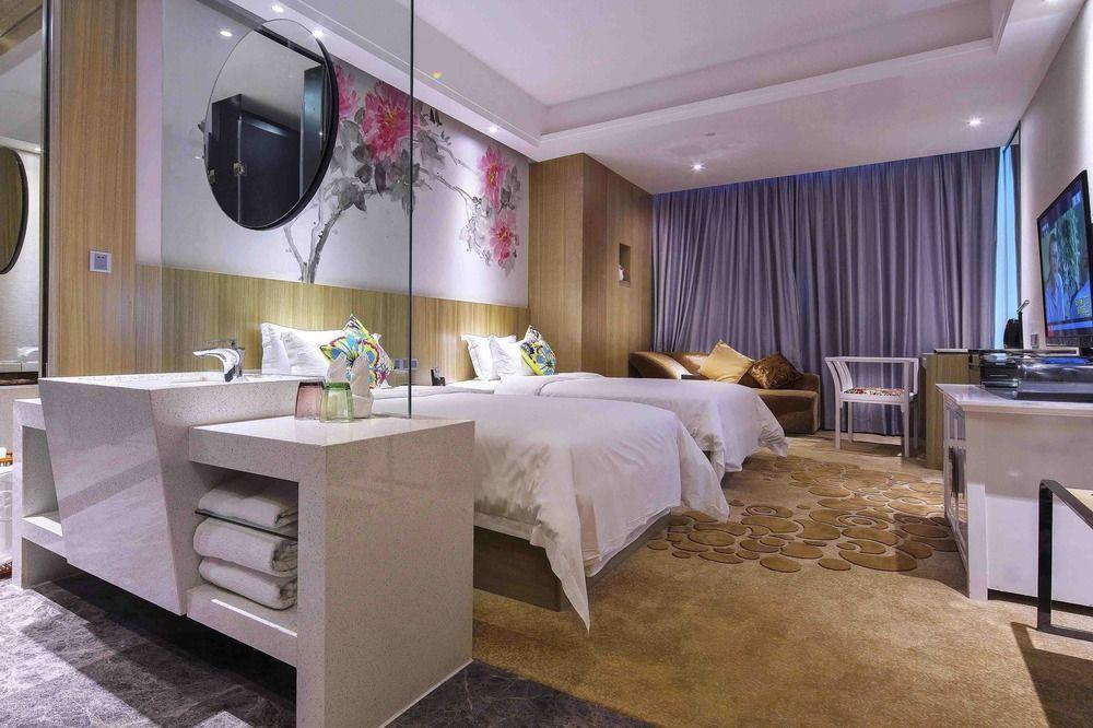Paco Hotel Tаojin Metro Guangzhou - Free Shuttle Bus For Centen Fair エクステリア 写真