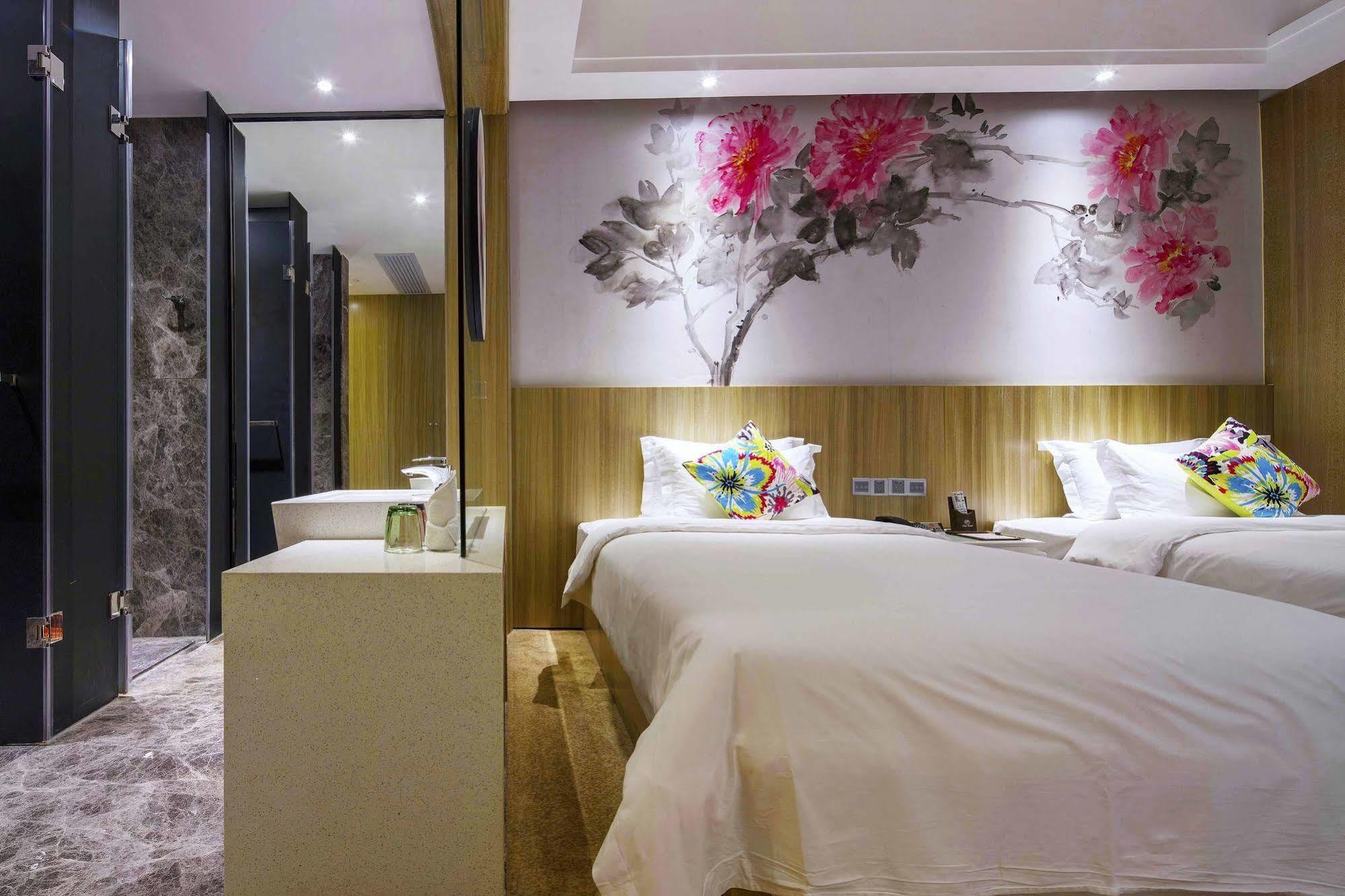 Paco Hotel Tаojin Metro Guangzhou - Free Shuttle Bus For Centen Fair エクステリア 写真